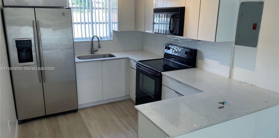 Квартира в Майами, Флорида 2 спальни, 349.31м2 № 2006073