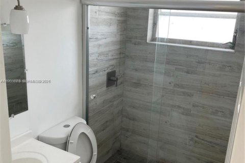 Снять в аренду квартиру в Майами, Флорида 2 спальни, 349.31м2, № 2006073 - фото 13