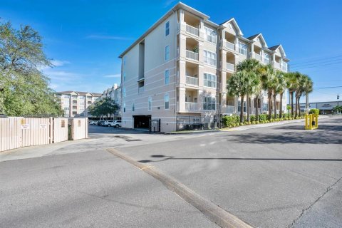 Condo in Clearwater, Florida, 1 bedroom  № 2102547 - photo 9