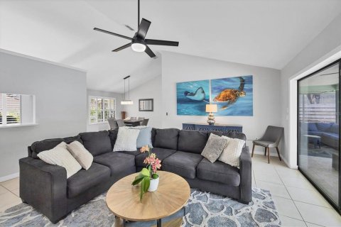 Villa ou maison à vendre à Sarasota, Floride: 3 chambres, 167.41 m2 № 1725279 - photo 13
