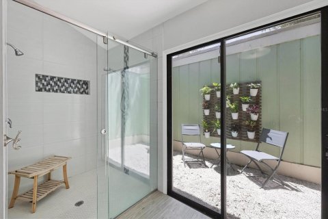 Villa ou maison à vendre à Sarasota, Floride: 3 chambres, 167.41 m2 № 1725279 - photo 24