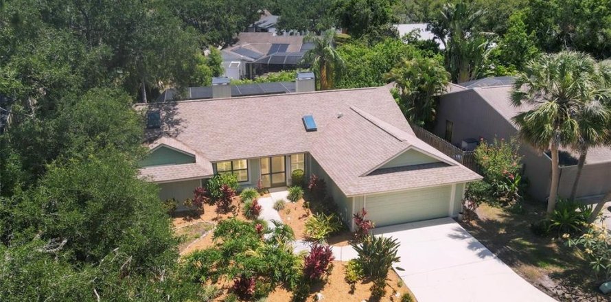 Villa ou maison à Sarasota, Floride 3 chambres, 167.41 m2 № 1725279