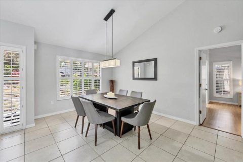 Villa ou maison à vendre à Sarasota, Floride: 3 chambres, 167.41 m2 № 1725279 - photo 18