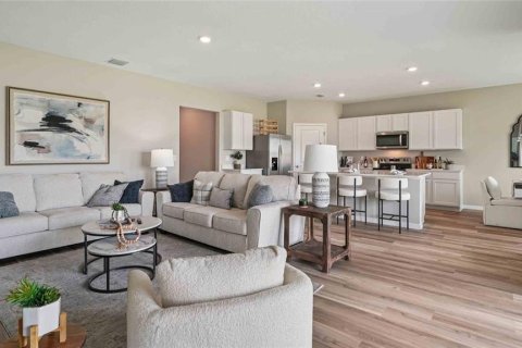 Casa en venta en Alachua, Florida, 4 dormitorios, 181.72 m2 № 2092437 - foto 4