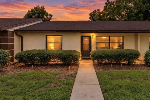 Casa en Tavares, Florida 2 dormitorios, 86.86 m2 № 2360956