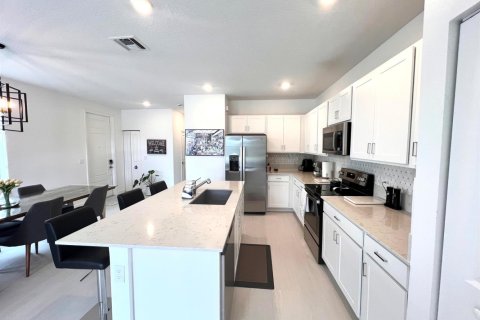 Touwnhouse à vendre à Lake Worth, Floride: 3 chambres, 166.85 m2 № 2078089 - photo 16