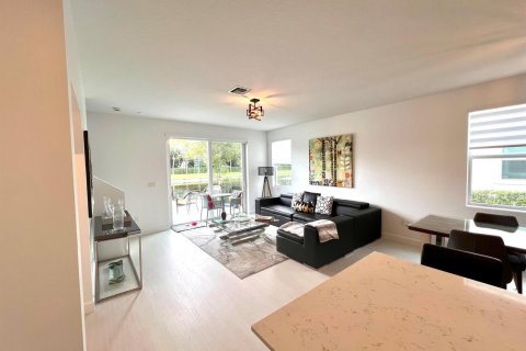Touwnhouse à vendre à Lake Worth, Floride: 3 chambres, 166.85 m2 № 2078089 - photo 20