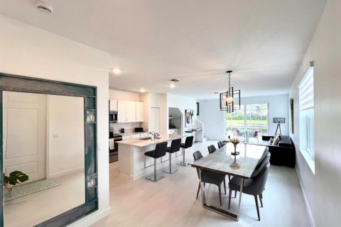 Touwnhouse à vendre à Lake Worth, Floride: 3 chambres, 166.85 m2 № 2078089 - photo 6