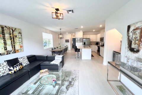 Touwnhouse à vendre à Lake Worth, Floride: 3 chambres, 166.85 m2 № 2078089 - photo 22