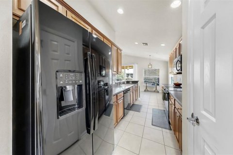 Condo in Riverview, Florida, 2 bedrooms  № 1591539 - photo 8