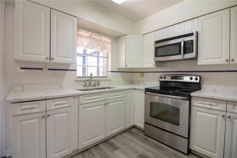 Condo in Lakeland, Florida, 2 bedrooms  № 1723690 - photo 6