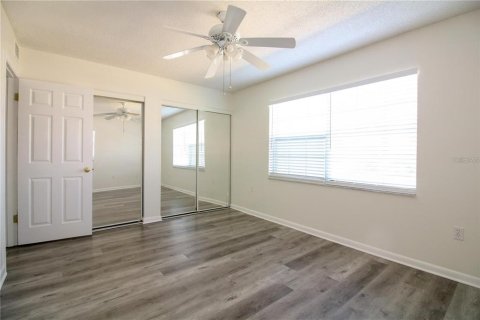 Condo in Lakeland, Florida, 2 bedrooms  № 1723690 - photo 9