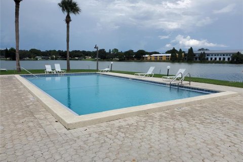 Condo in Lakeland, Florida, 2 bedrooms  № 1723690 - photo 16