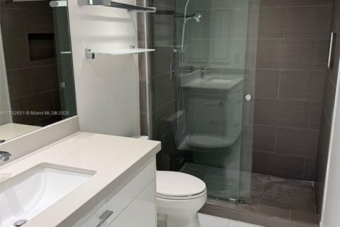 Condo in Aventura, Florida, 2 bedrooms  № 1863018 - photo 21