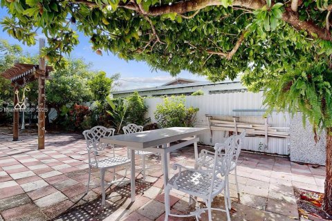 Casa en alquiler en Homestead, Florida, 5 dormitorios, 156.26 m2 № 1956489 - foto 23