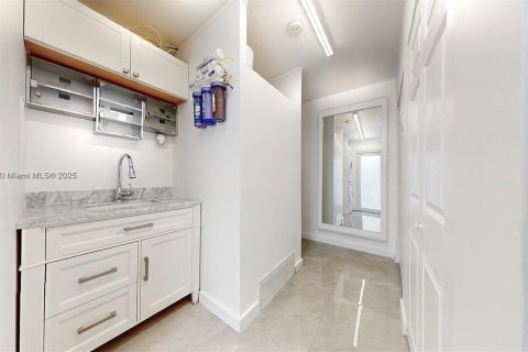 Casa en alquiler en Homestead, Florida, 5 dormitorios, 156.26 m2 № 1956489 - foto 14