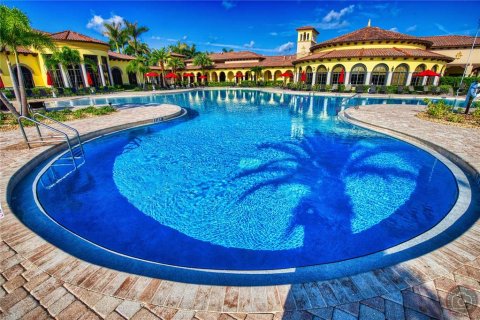 Condo in Venice, Florida, 3 bedrooms № 2197133 - photo 2