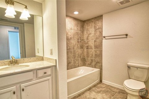 Condo in Venice, Florida, 3 bedrooms № 2197133 - photo 30