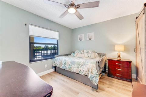 Condo in Ormond Beach, Florida, 2 bedrooms  № 1795144 - photo 11
