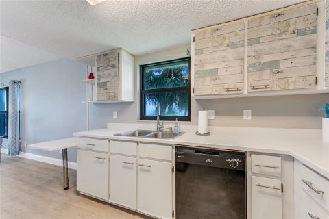 Condo in Ormond Beach, Florida, 2 bedrooms  № 1795144 - photo 3