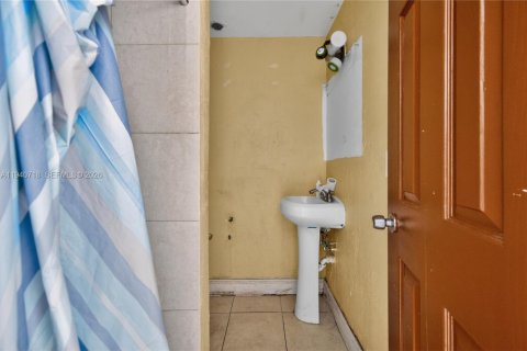 Купить виллу или дом в Форт-Лодердейл, Флорида 3 спальни, 101.45м2, № 2053975 - фото 13