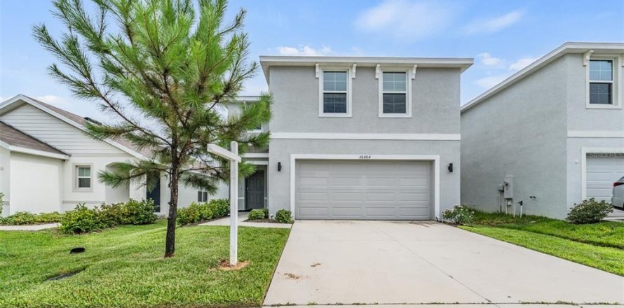 House in Dade City, Florida 4 bedrooms, 207.92 sq.m. № 1817319