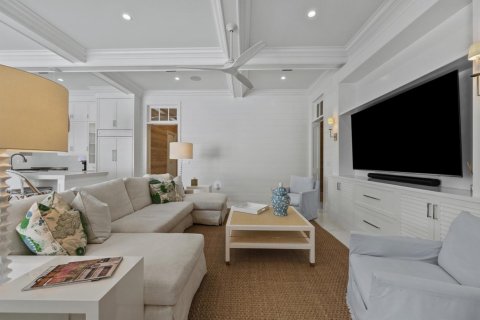 House in Jupiter, Florida 4 bedrooms, 259.75 sq.m. № 2082048 - photo 6