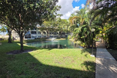 Condominio en venta en Lauderdale Lakes, Florida, 1 dormitorio, 63.55 m2 № 2153900 - foto 23