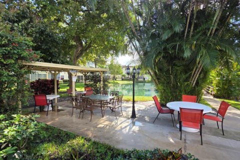 Condominio en venta en Lauderdale Lakes, Florida, 1 dormitorio, 63.55 m2 № 2153900 - foto 26