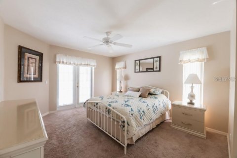 House in Venice, Florida 3 bedrooms, 173.36 sq.m. № 683304 - photo 23