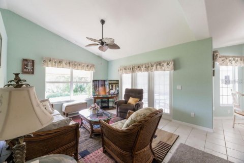 House in Venice, Florida 3 bedrooms, 173.36 sq.m. № 683304 - photo 11