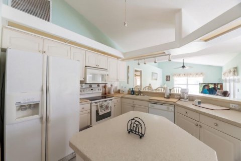 House in Venice, Florida 3 bedrooms, 173.36 sq.m. № 683304 - photo 9
