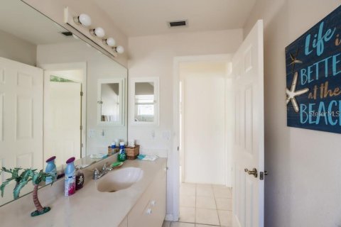 House in Venice, Florida 3 bedrooms, 173.36 sq.m. № 683304 - photo 18