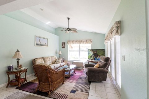 House in Venice, Florida 3 bedrooms, 173.36 sq.m. № 683304 - photo 12