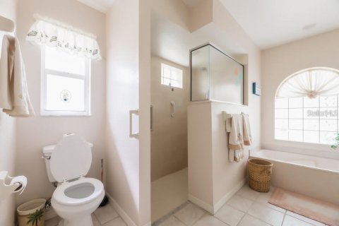 House in Venice, Florida 3 bedrooms, 173.36 sq.m. № 683304 - photo 22