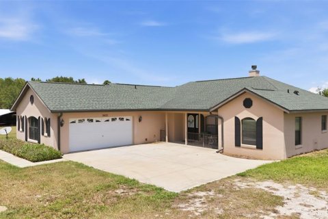 Casa en venta en Umatilla, Florida, 3 dormitorios, 160.44 m2 № 2208450 - foto 3