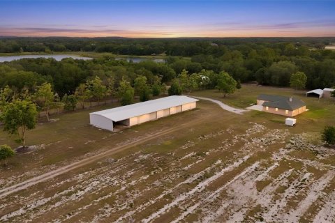Casa en venta en Umatilla, Florida, 3 dormitorios, 160.44 m2 № 2208450 - foto 2