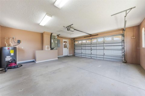 Casa en venta en Umatilla, Florida, 3 dormitorios, 160.44 m2 № 2208450 - foto 25