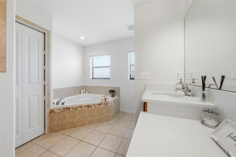 Casa en venta en Umatilla, Florida, 3 dormitorios, 160.44 m2 № 2208450 - foto 16