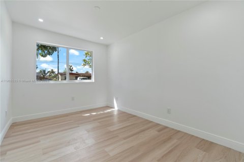 Купить виллу или дом в Вест-Парк, Флорида 4 спальни, 153.57м2, № 1956211 - фото 30