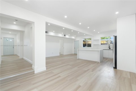 Купить виллу или дом в Вест-Парк, Флорида 4 спальни, 153.57м2, № 1956211 - фото 26