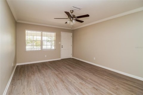 Villa ou maison à louer à Winter Park, Floride: 3 chambres, 144.93 m2 № 1851622 - photo 3