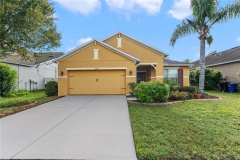 Casa en venta en Land O' Lakes, Florida, 4 dormitorios, 173.91 m2 № 2381040 - foto 2