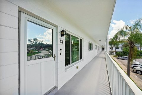 Condominio en venta en Clearwater, Florida, 2 dormitorios, 130.06 m2 № 1349572 - foto 2