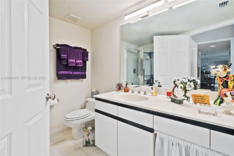 Copropriété à vendre à Aventura, Floride: 2 chambres, 126.81 m2 № 2065561 - photo 17