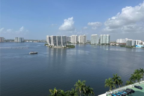 Copropriété à vendre à Aventura, Floride: 2 chambres, 126.81 m2 № 2065561 - photo 27