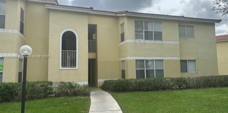 Condo in Sunrise, Florida, 1 bedroom № 1965290