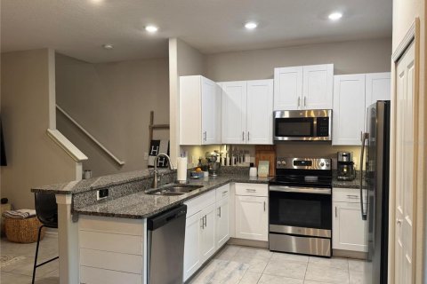 Adosado en venta en Sun City Center, Florida, 3 dormitorios, 158.03 m2 № 2099509 - foto 4