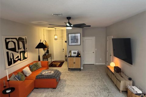 Adosado en venta en Sun City Center, Florida, 3 dormitorios, 158.03 m2 № 2099509 - foto 3