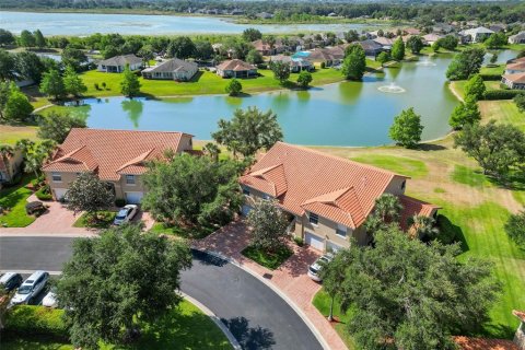 Condominio en venta en Oxford, Florida, 3 dormitorios, 119.94 m2 № 1663280 - foto 1